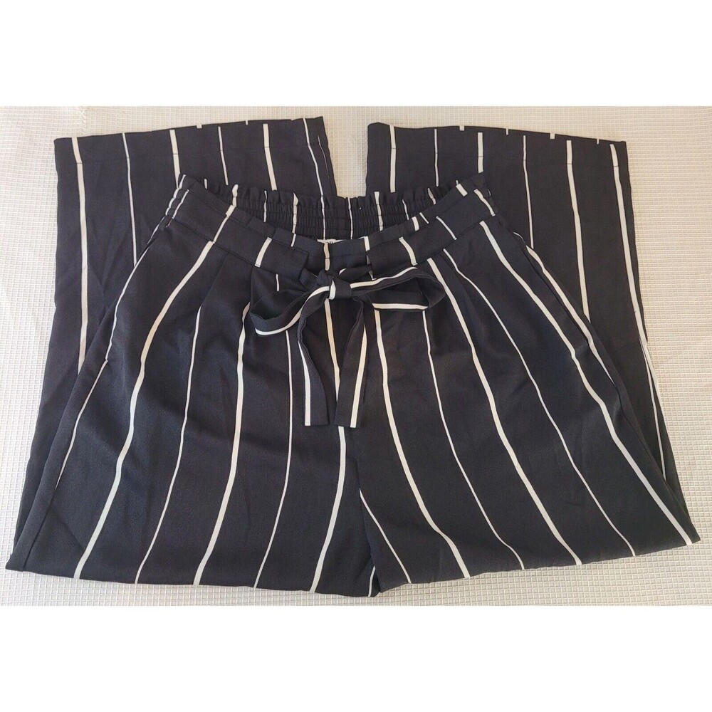DR2 Daniel Rainn Womens M Pants Tie Front Black White Stripe Cropped Polyester